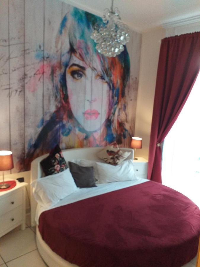 Bed and Breakfast Beb Pantarei Neapel Zimmer foto