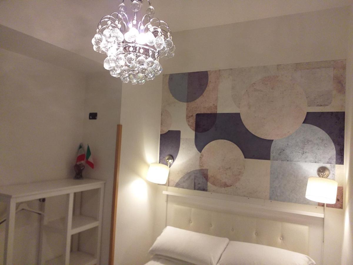 Bed and Breakfast Beb Pantarei Neapel Exterior foto