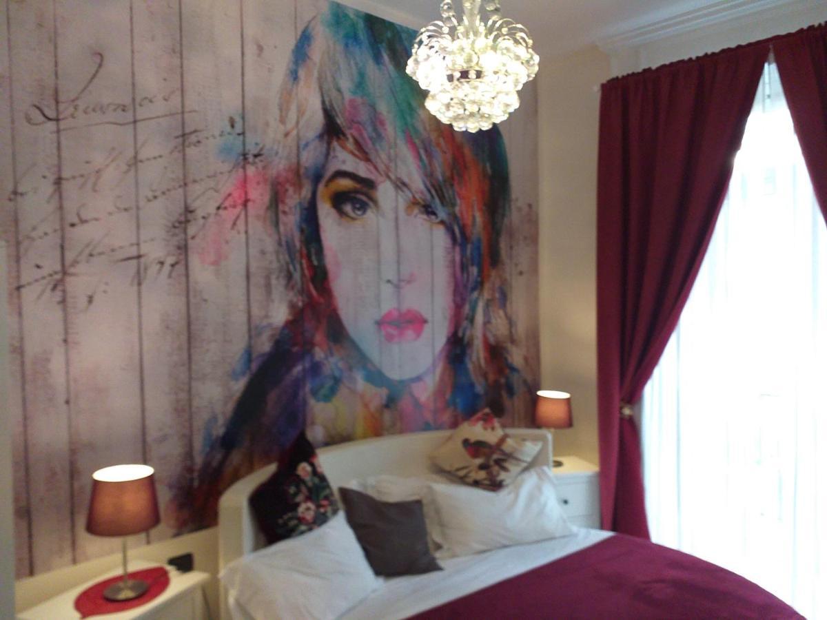 Bed and Breakfast Beb Pantarei Neapel Zimmer foto