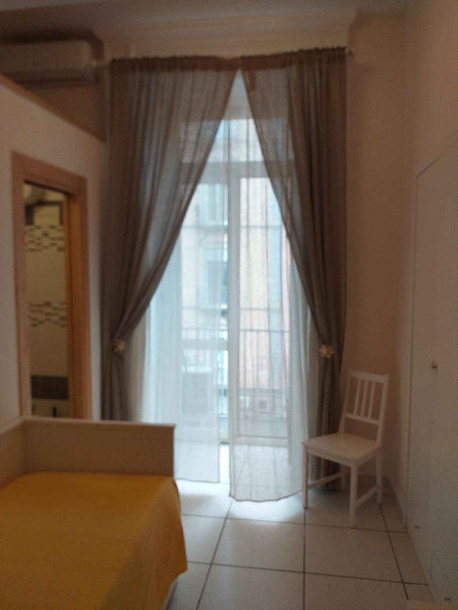 Bed and Breakfast Beb Pantarei Neapel Zimmer foto